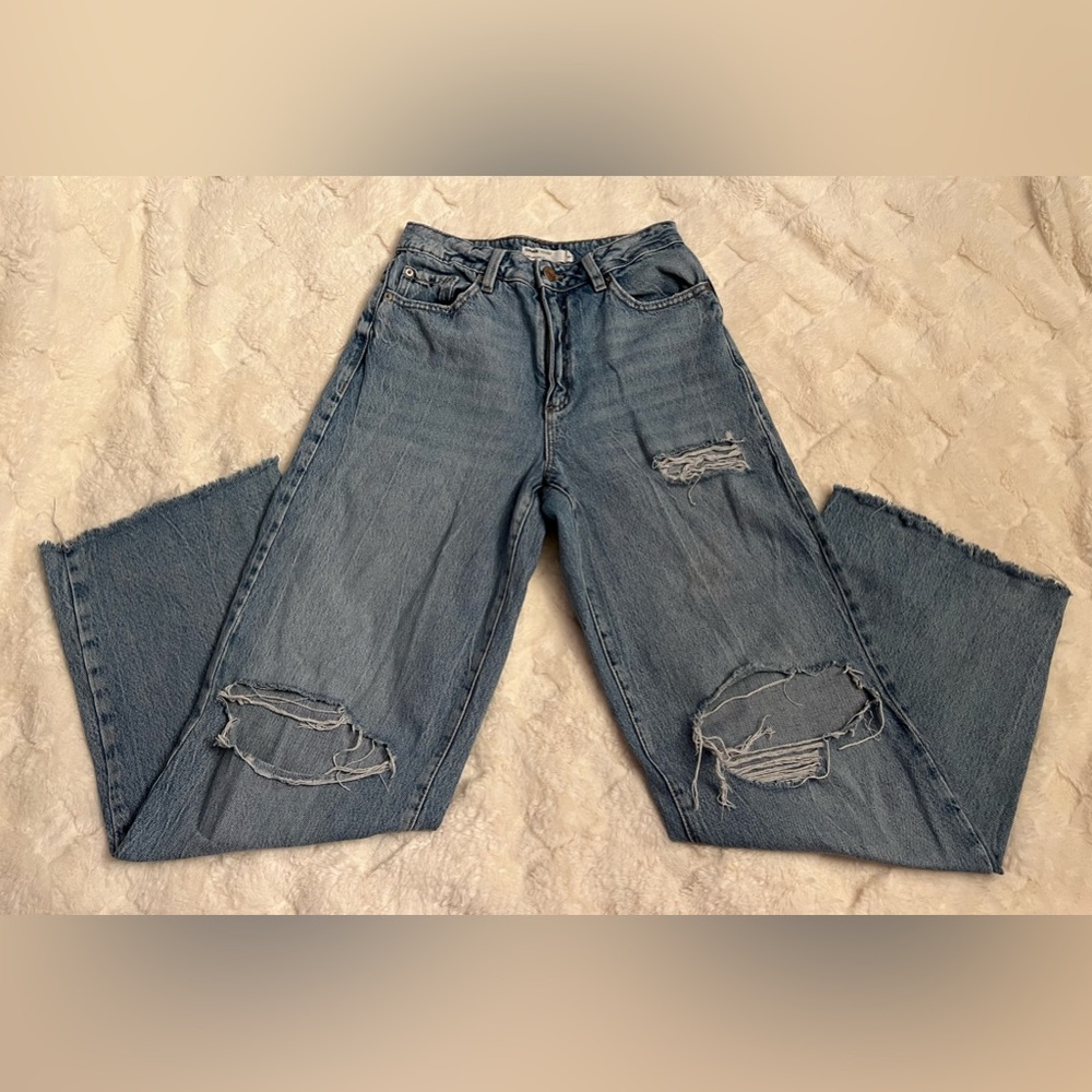 Garage Women’s Size 3 and 26 Light Blue Distressed High Waisted Wide Leg Jeans